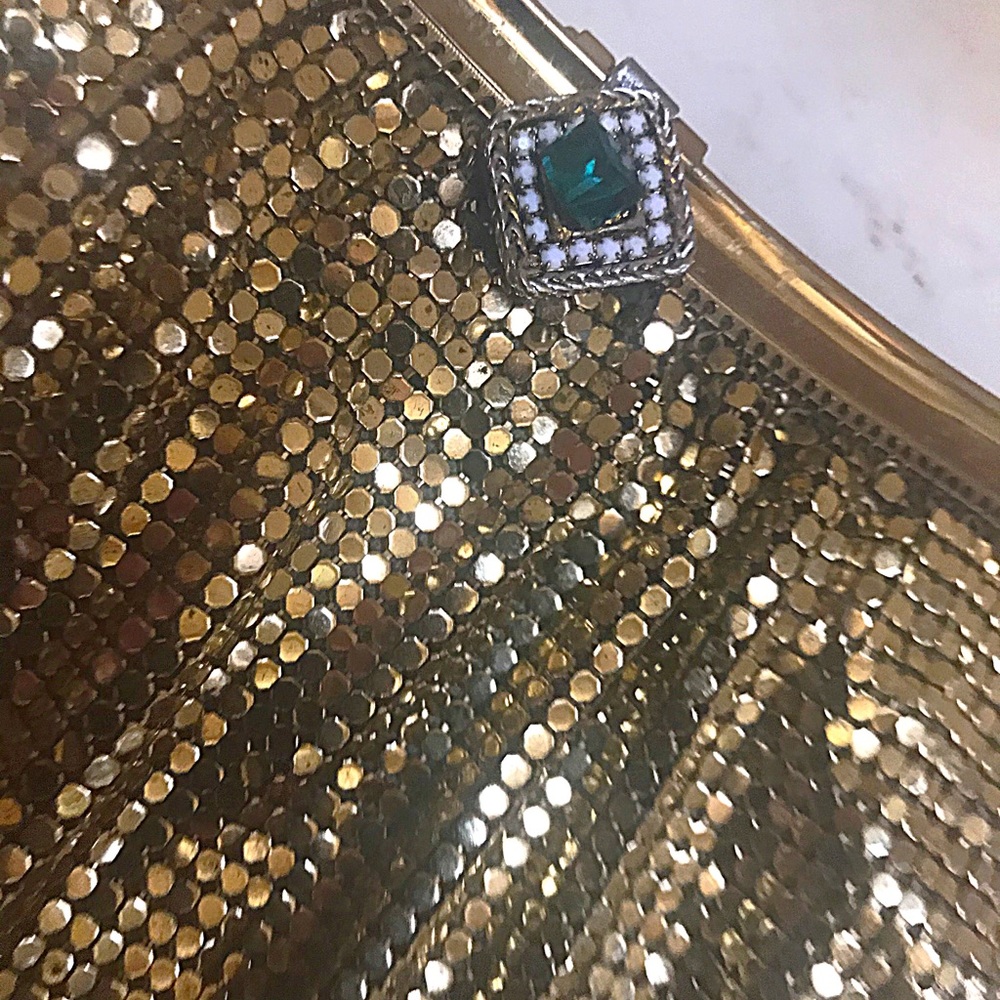 ♥️1950s Whiting Davis Vintage Gold Mesh Clutch♥️ - Picture 3 of 9
